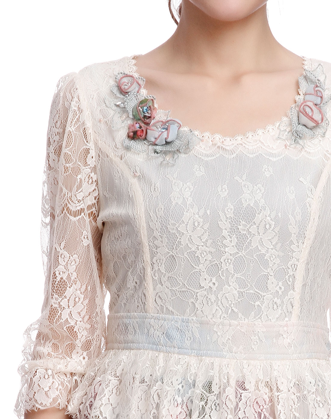 <em>anna lice女装专场</em>米白色蕾丝淑女长袖层次连衣